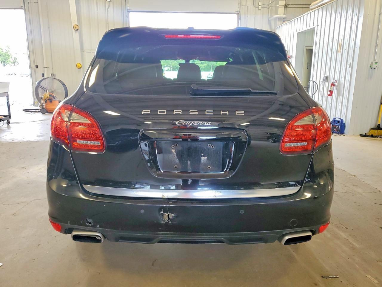 2013 Porsche Cayenne - zdjęcie 6
