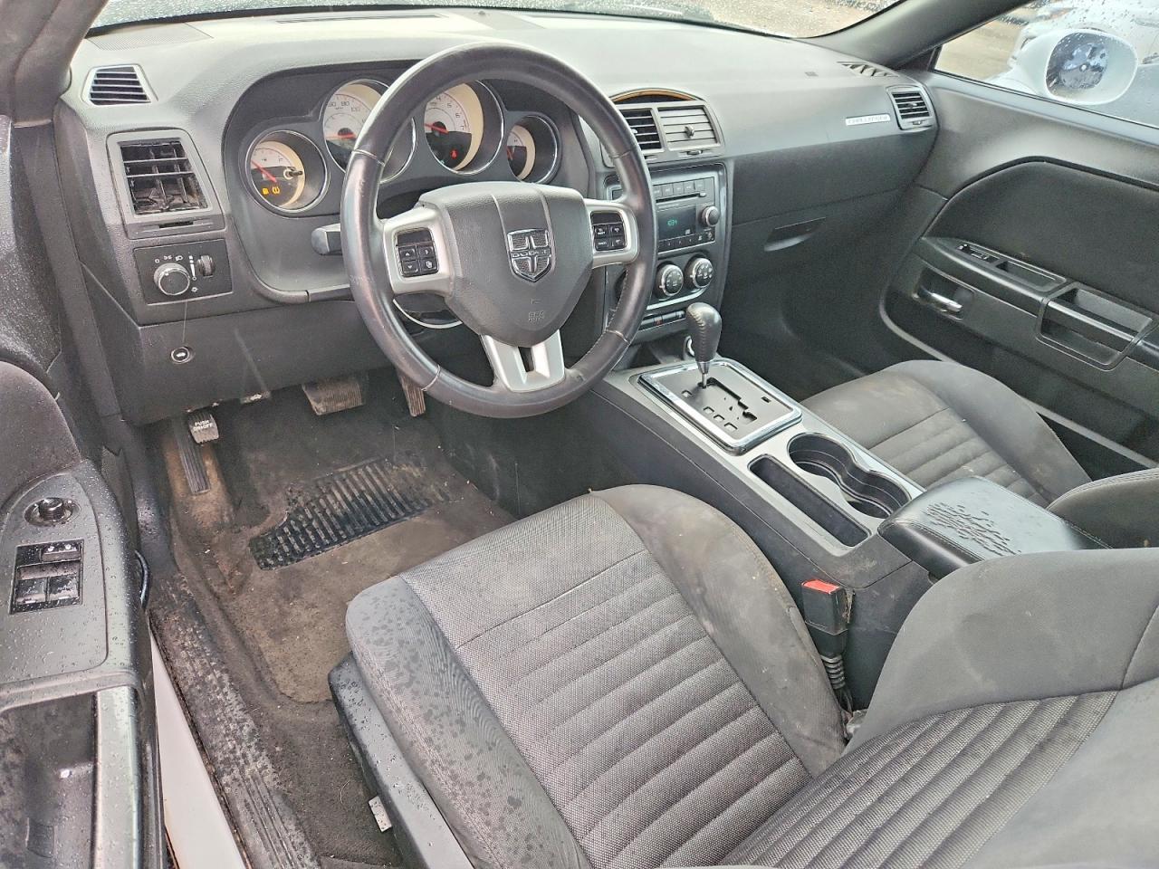 2014 Dodge Challenger Sxt - zdjęcie 8