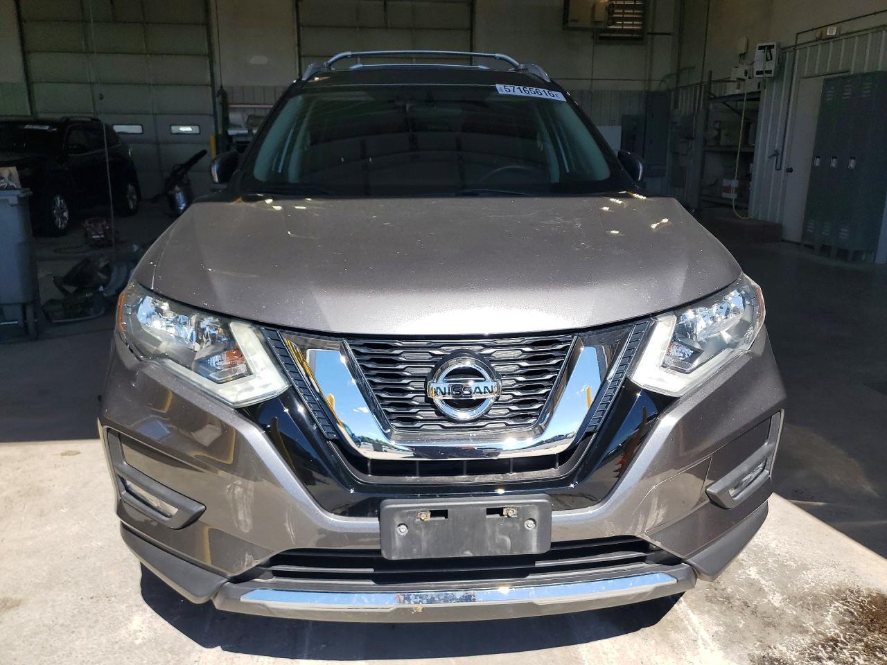 2017 Nissan Rogue S - zdjęcie 5