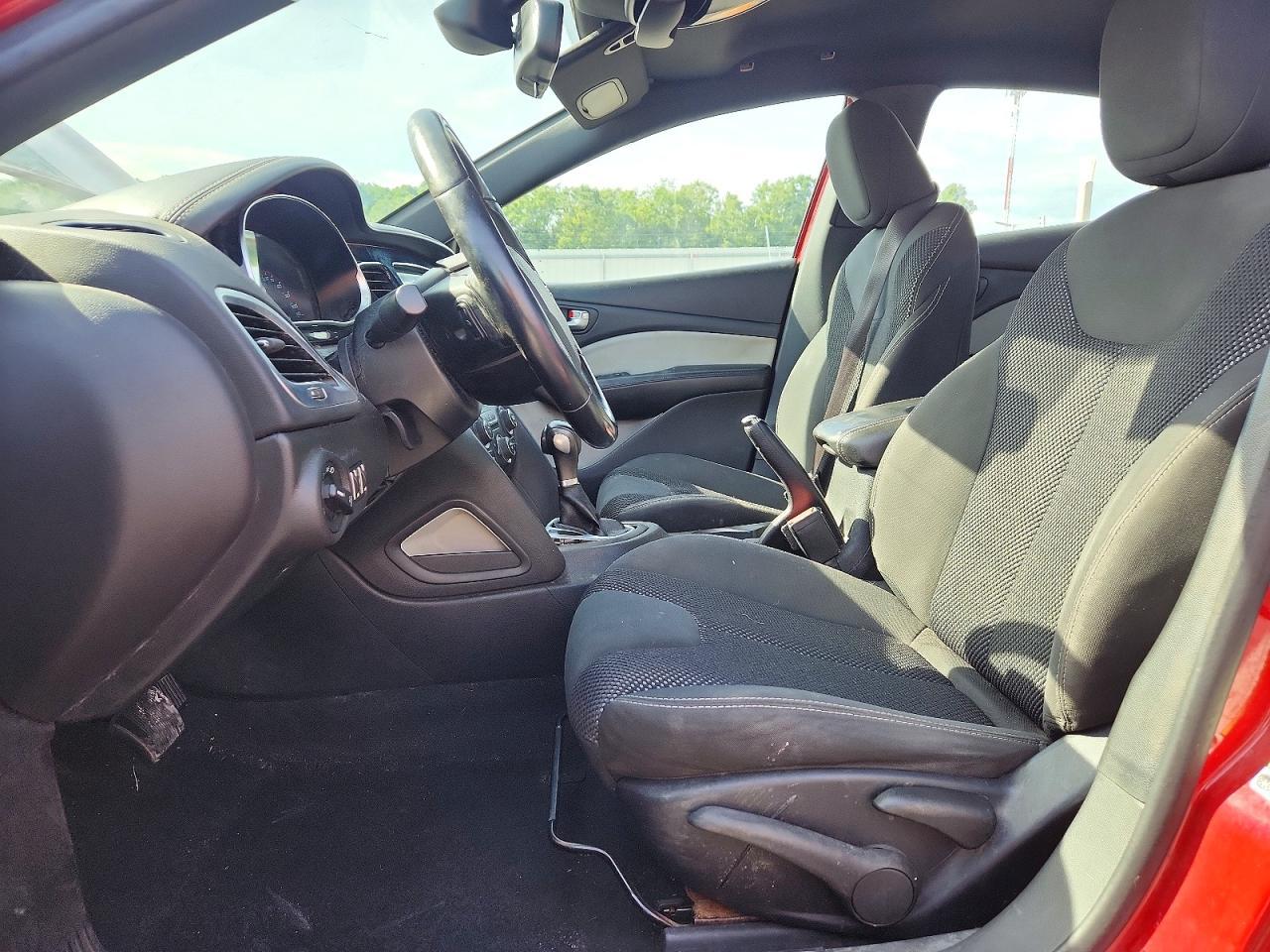 2015 Dodge Dart Sxt - zdjęcie 7