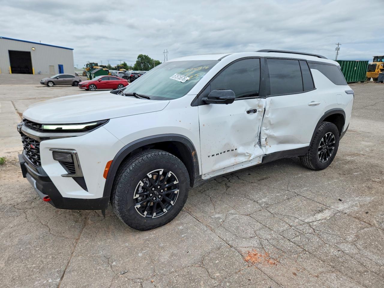 2024 Chevrolet Traverse Lt Z71 - zdjęcie główne