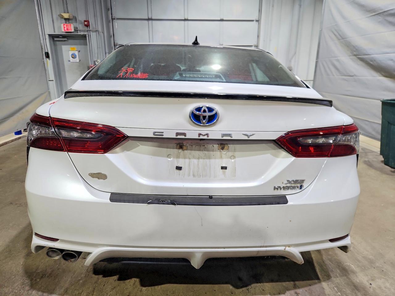 2022 Toyota Camry Xse - zdjęcie 6