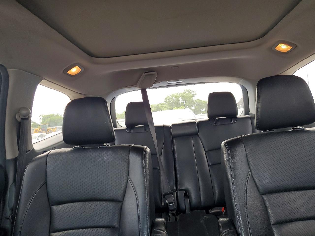2016 Honda Pilot Elite - zdjęcie 10