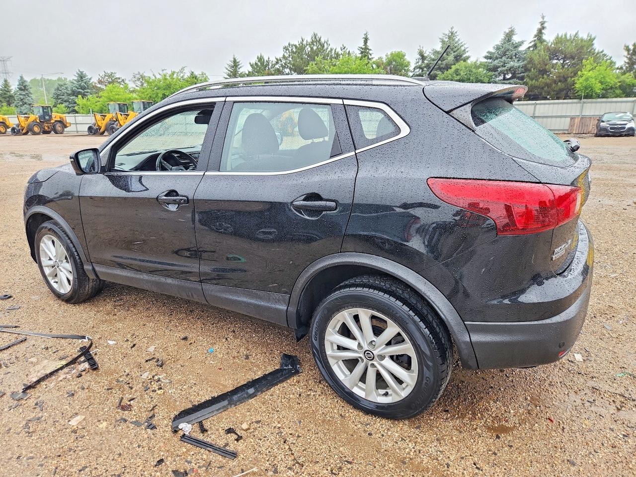 2019 Nissan Rogue Sport Sv - zdjęcie 2