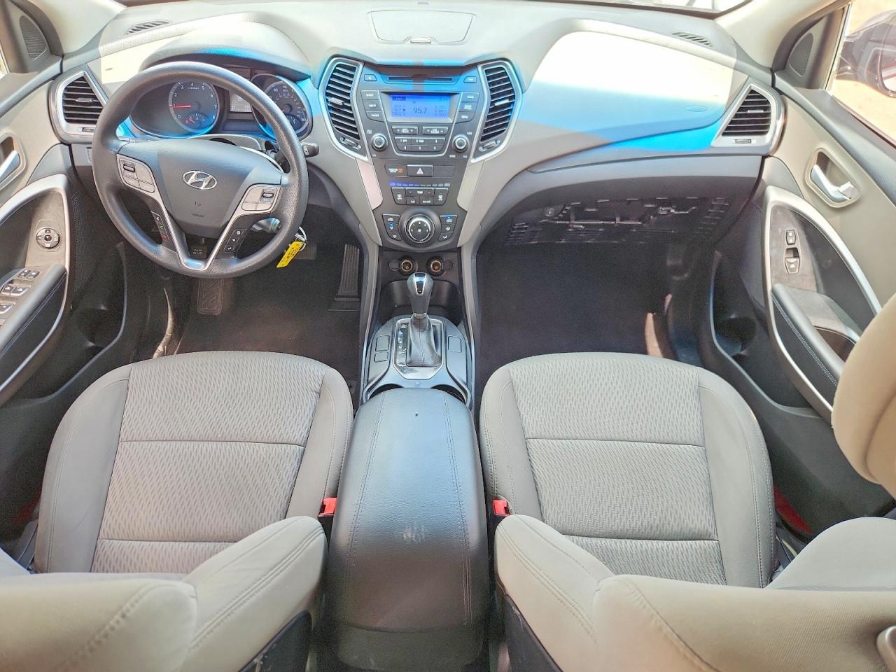 2016 Hyundai Santa Fe Sport 2.4L - zdjęcie 8
