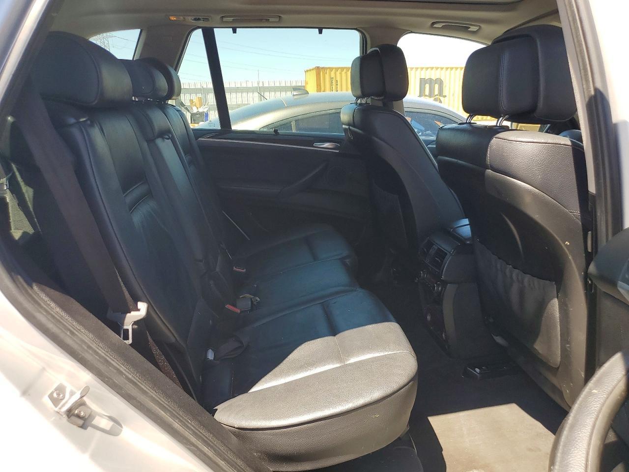 2013 BMW X5 xDrive35I - zdjęcie 11