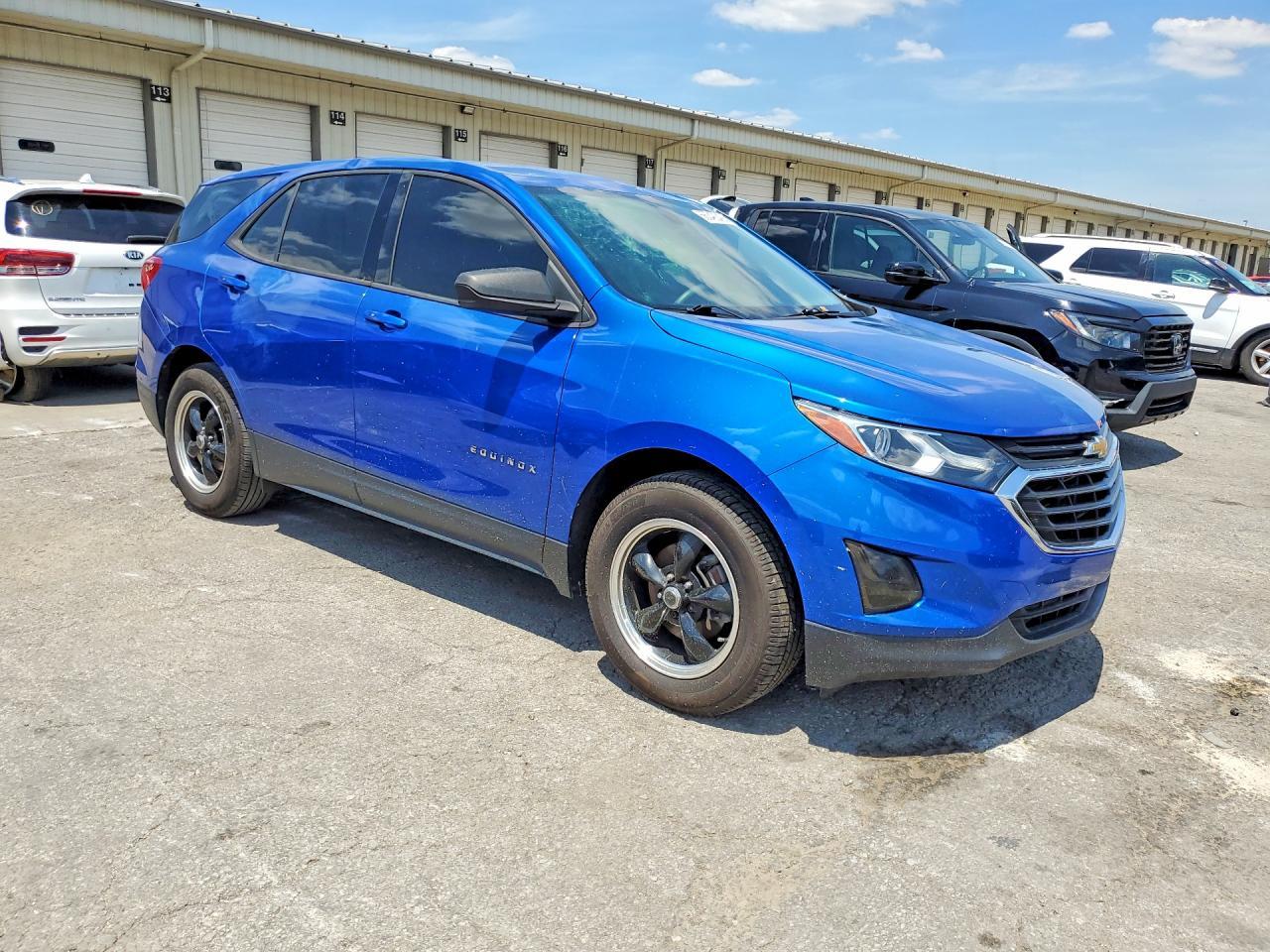 2019 Chevrolet Equinox Ls - zdjęcie 4