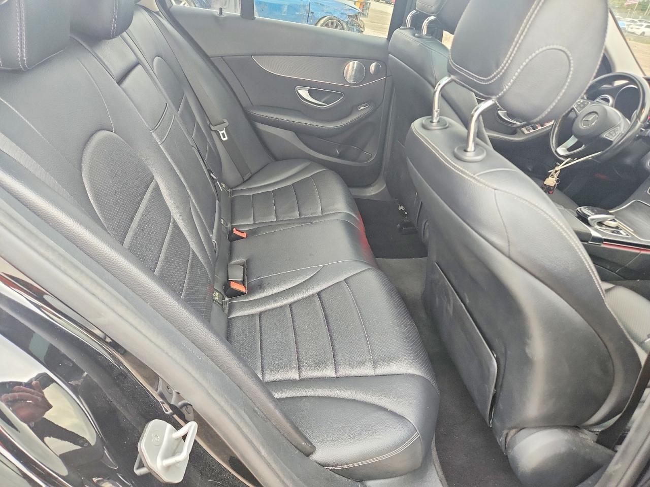 2016 Mercedes-Benz C 300 4Matic - zdjęcie 10