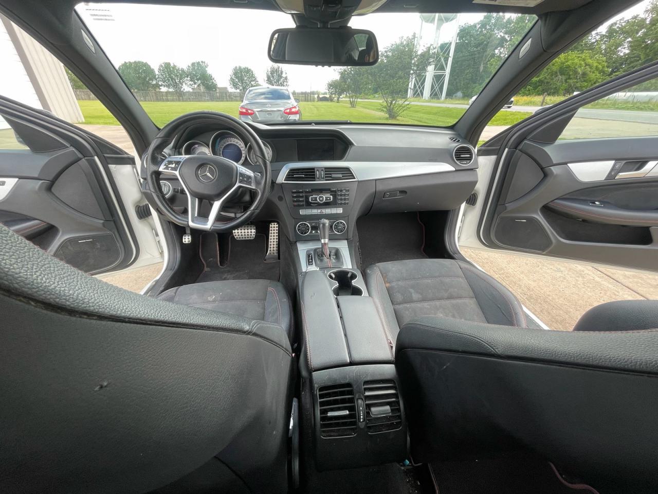 2014 Mercedes-Benz C 250 - zdjęcie 9