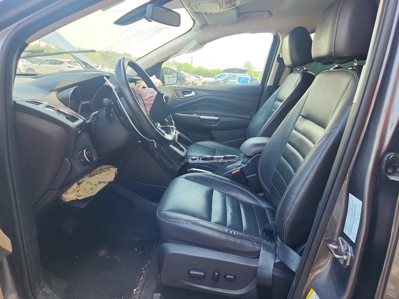 2014 Ford Escape Titanium - zdjęcie 7