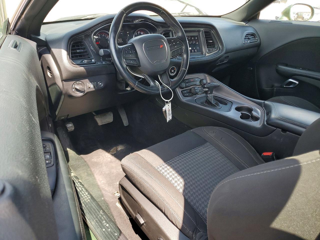 2023 Dodge Challenger Sxt - zdjęcie 8