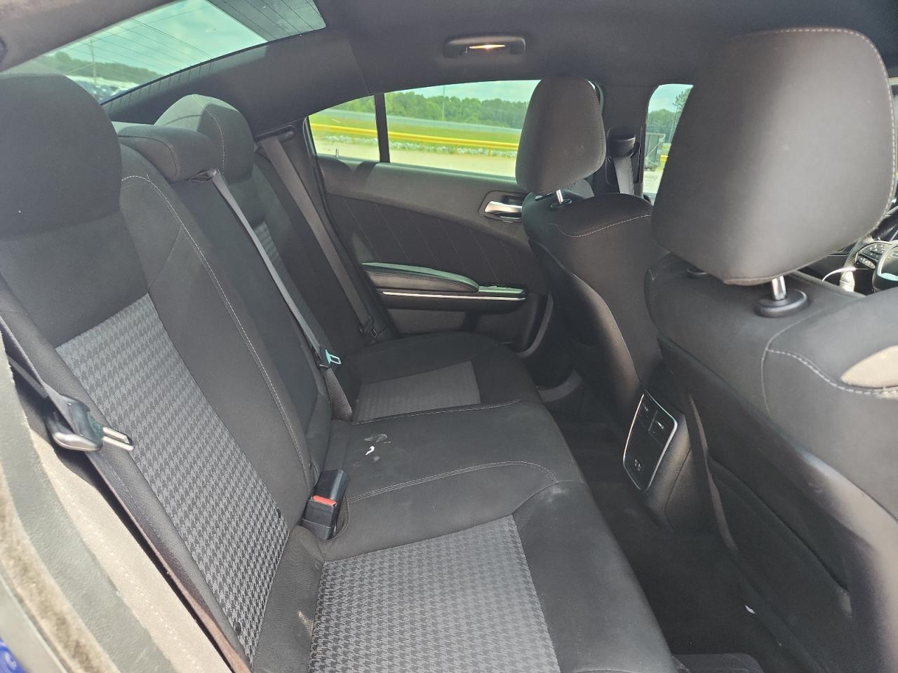 2019 Dodge Charger R - zdjęcie 10