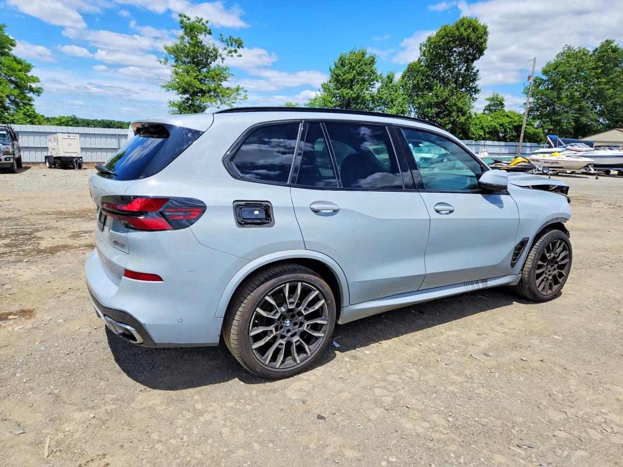 2024 BMW X5 xDrive40I - zdjęcie 3