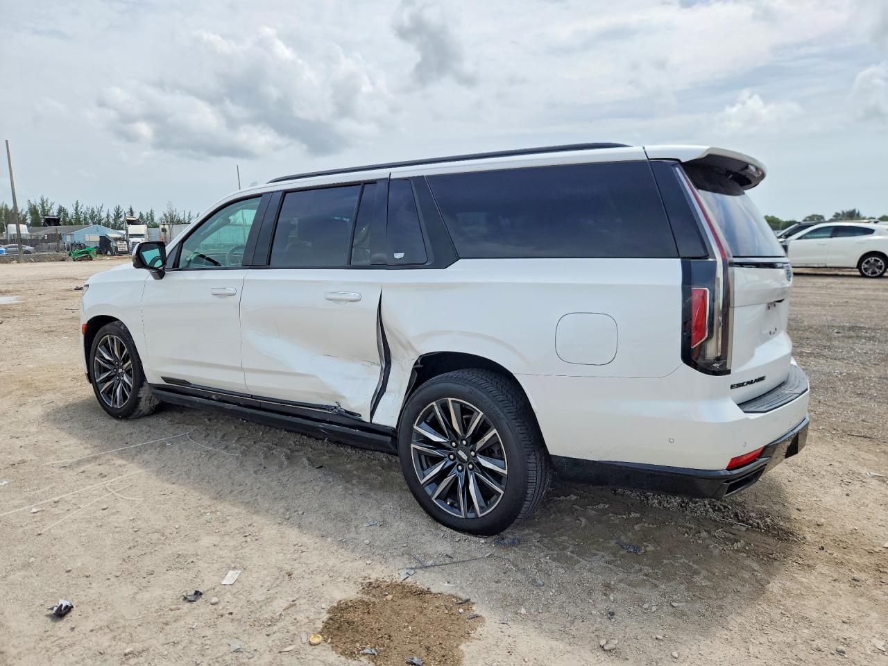2021 Cadillac Escalade Esv Sport Platinum - zdjęcie 2