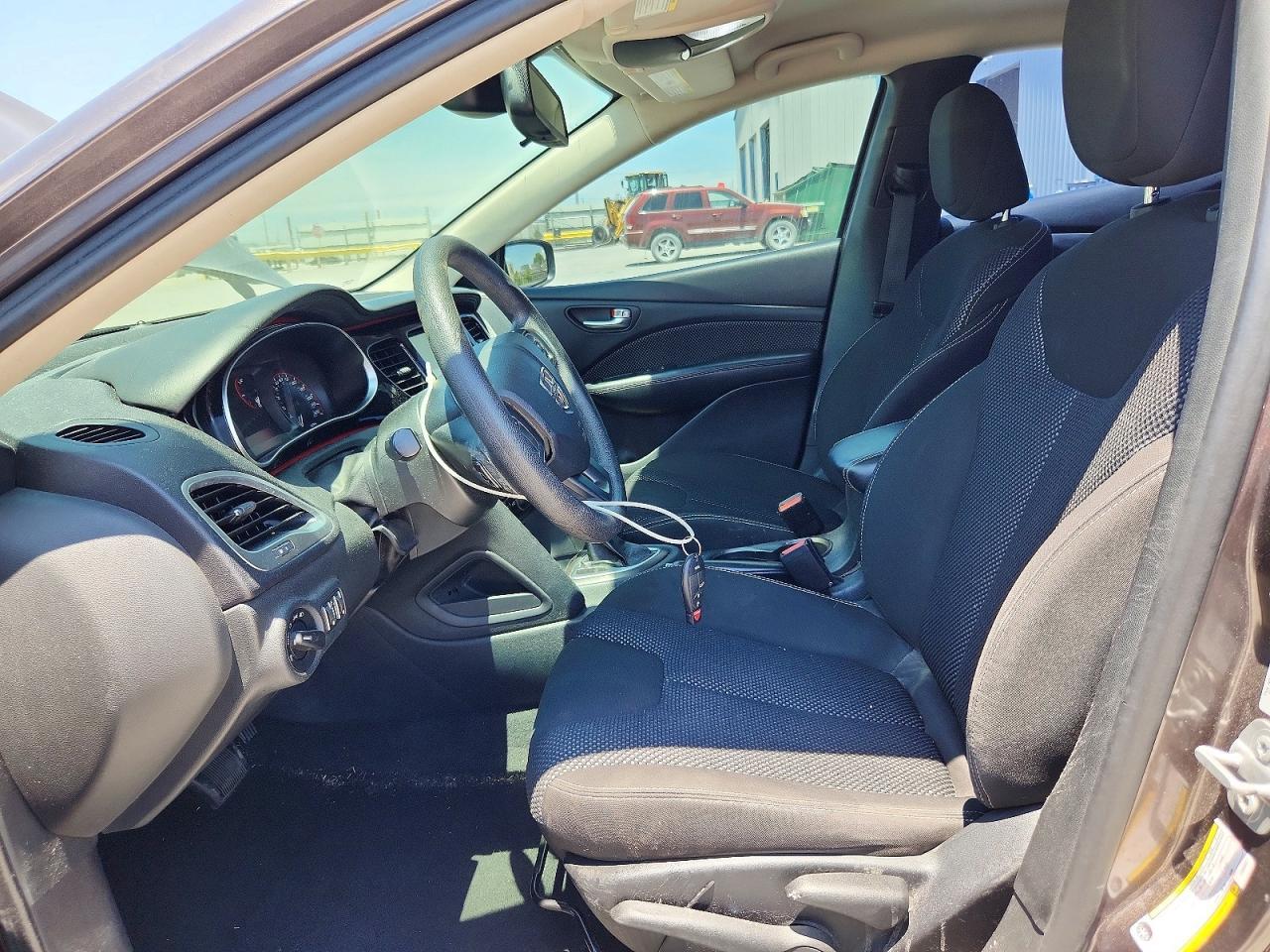 2015 Dodge Dart Sxt - zdjęcie 6