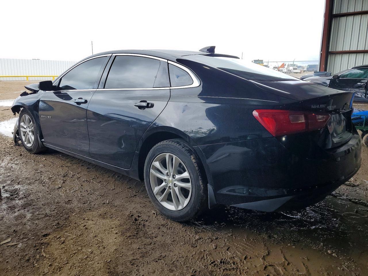 2017 Chevrolet Malibu Lt - zdjęcie 2