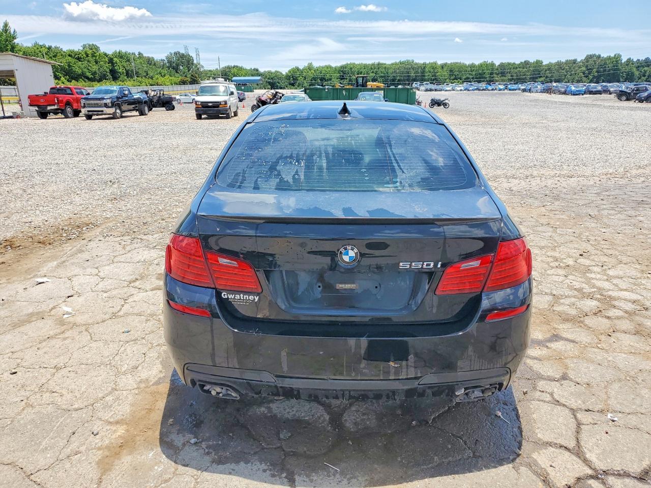 2014 BMW 550 I - zdjęcie 6
