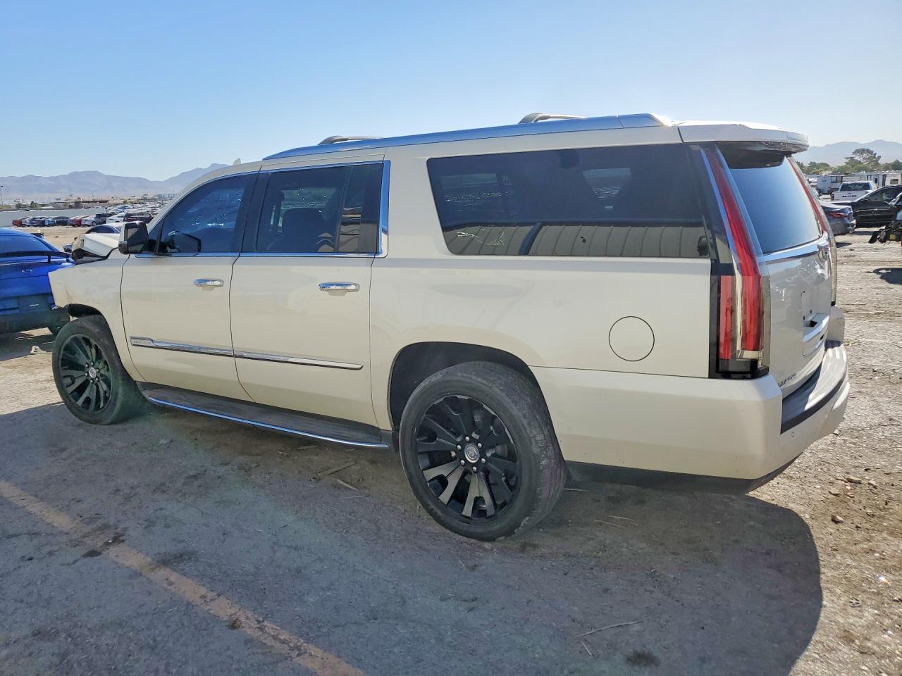 2015 Cadillac Escalade Esv Luxury - zdjęcie 2
