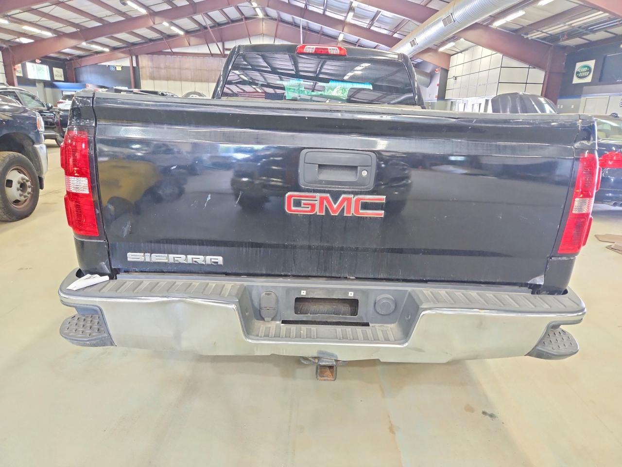 2015 GMC Sierra C1500 - zdjęcie 6