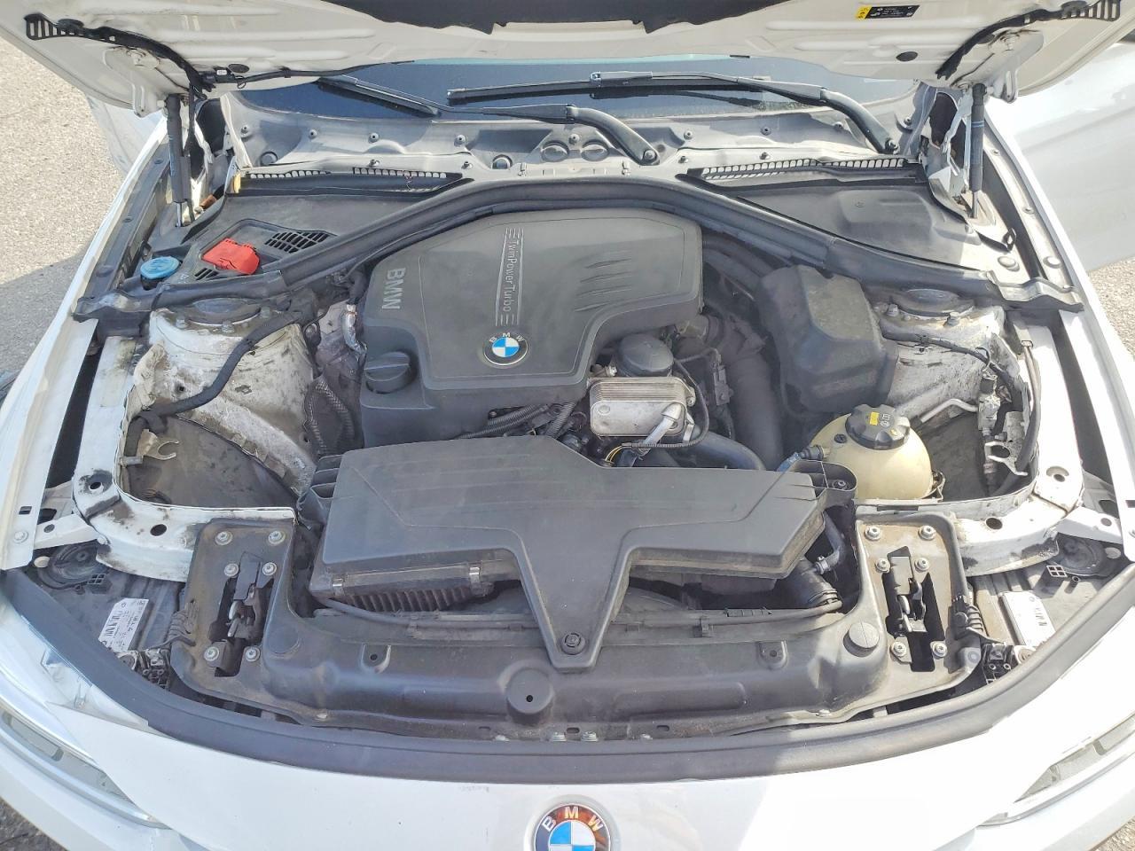 2018 BMW 320 I - zdjęcie 11