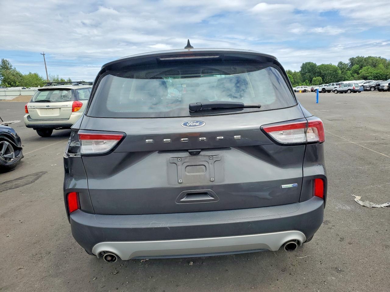 2020 Ford Escape S - zdjęcie 6