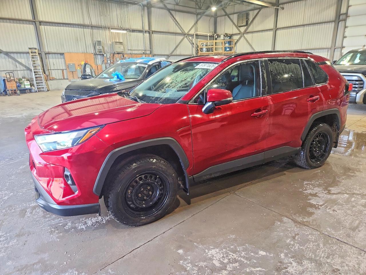 2023 Toyota Rav4 Xle - zdjęcie główne