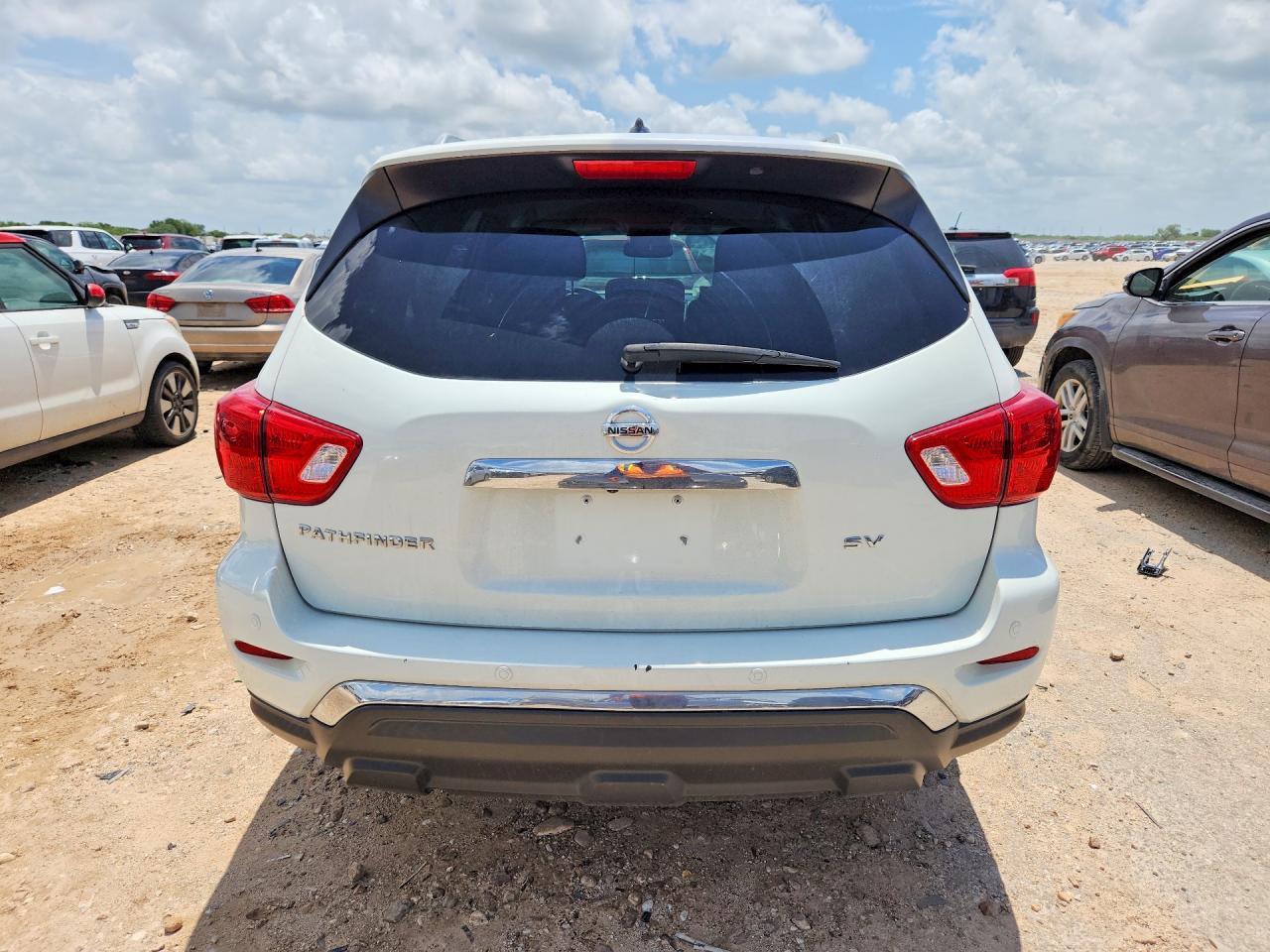 2018 Nissan Pathfinder Sv - zdjęcie 6