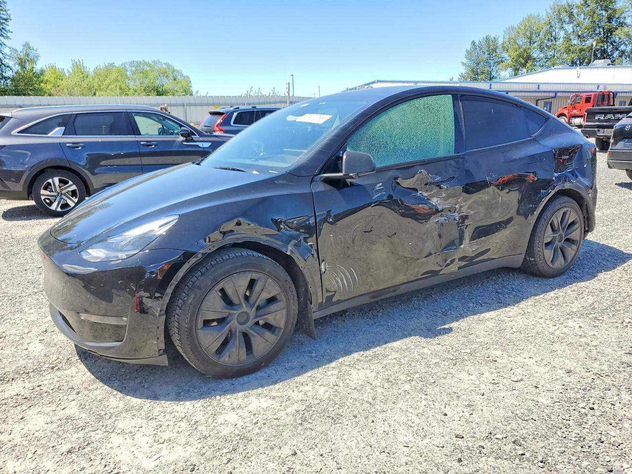 2024 Tesla Model Y - zdjęcie główne