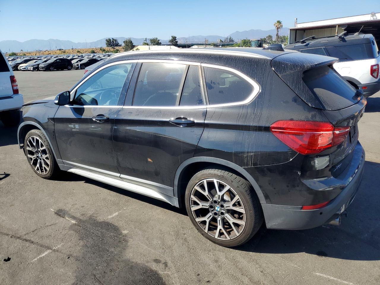 2020 BMW X1 Sdrive28I - zdjęcie 2