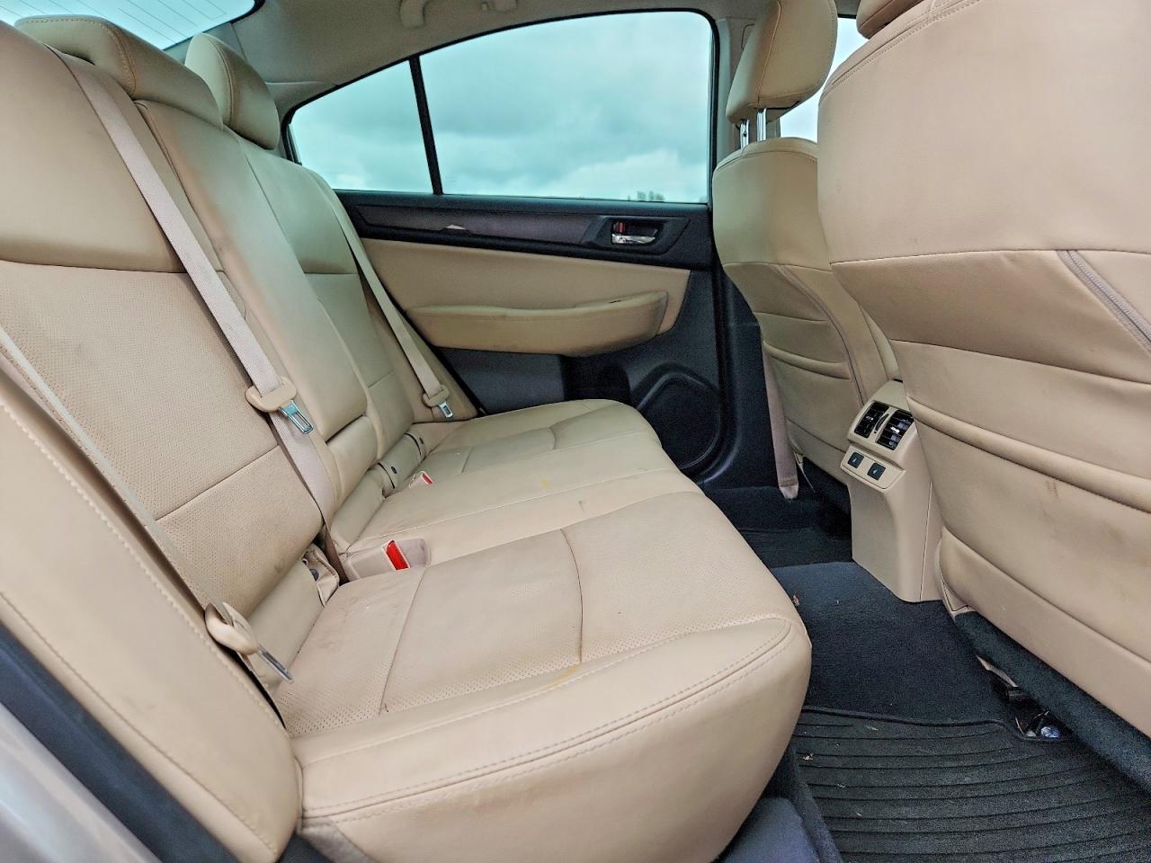 2017 Subaru Legacy 3.6R Limited - zdjęcie 10