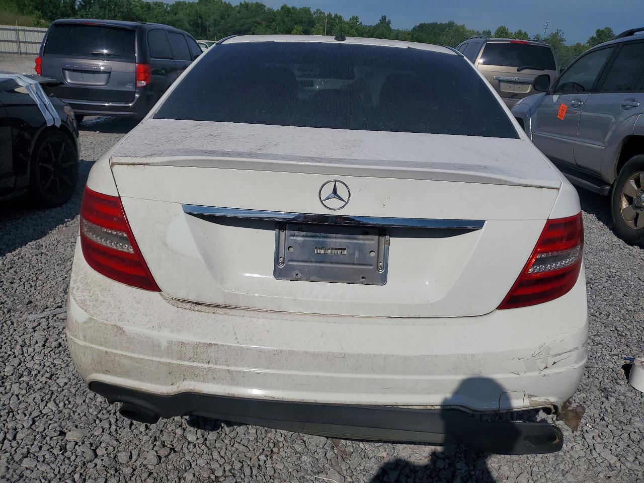 2014 Mercedes-Benz C 250 - zdjęcie 6