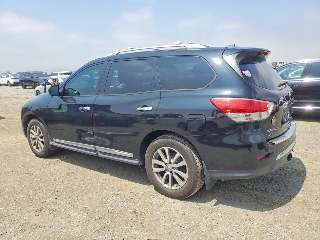 2014 Nissan Pathfinder Sl - zdjęcie 2