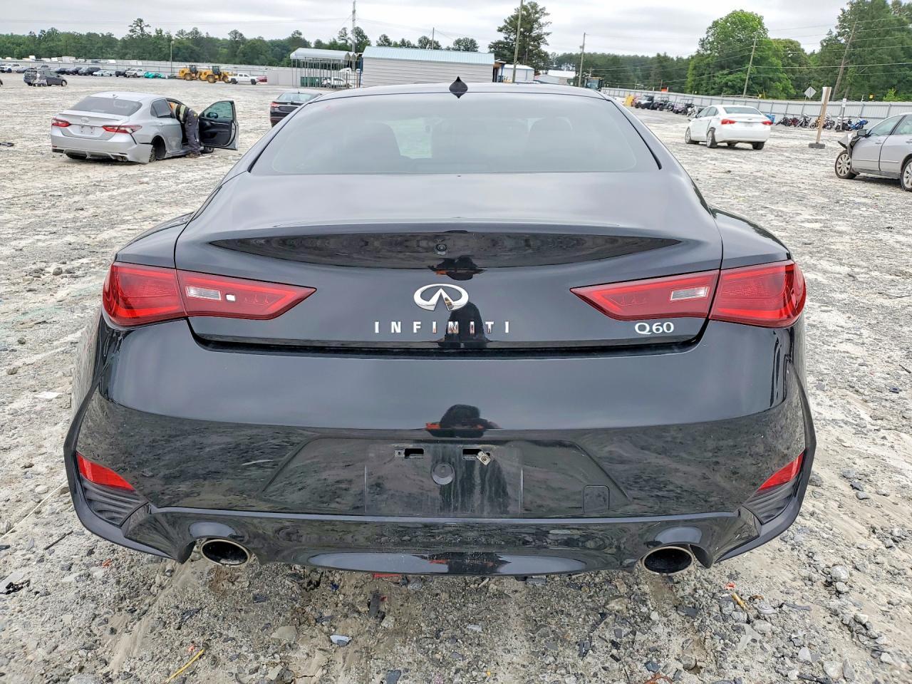 2018 Infiniti Q60 2.0T Luxe - zdjęcie 6