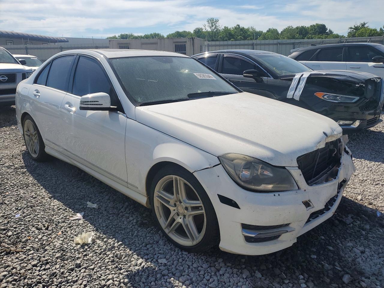 2014 Mercedes-Benz C 250 - zdjęcie 4