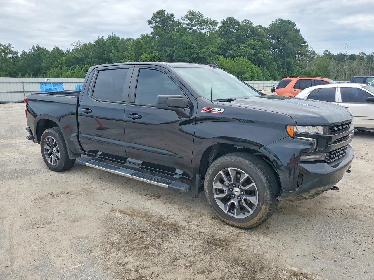 2021 Chevrolet Silverado K1500 Rst - zdjęcie 4