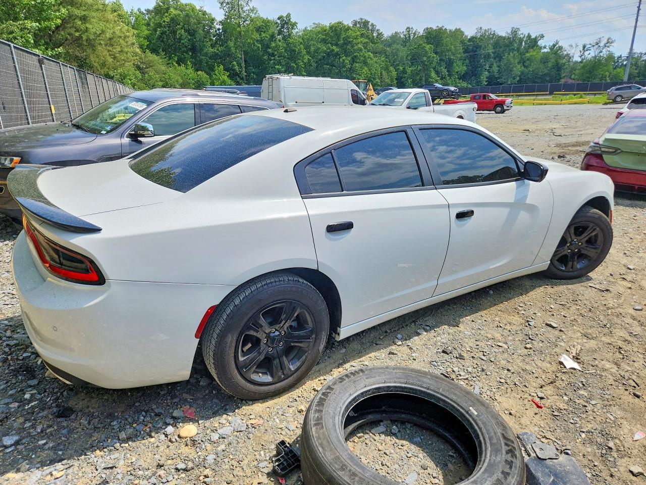 2022 Dodge Charger Sxt - zdjęcie 3