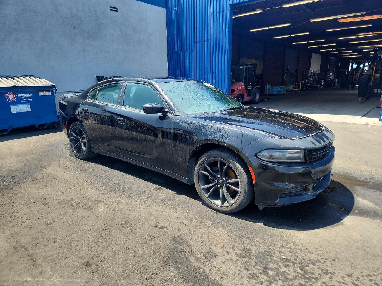 2018 Dodge Charger Sxt - zdjęcie 4