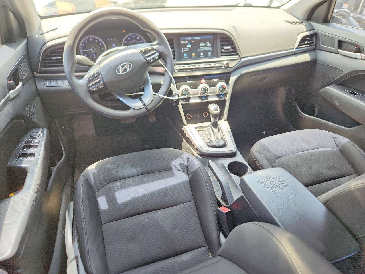 2019 Hyundai Elantra Sel - zdjęcie 8