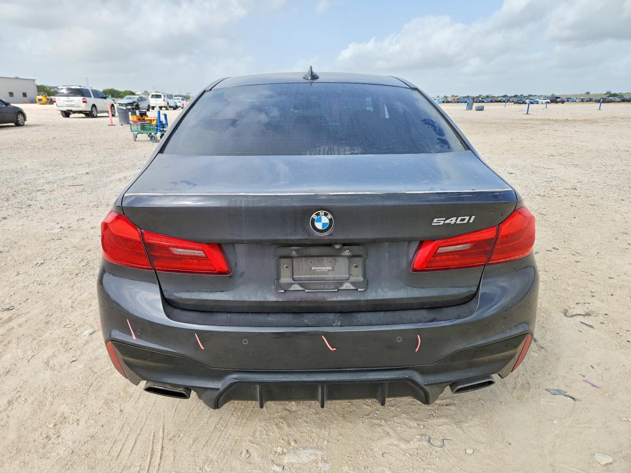 2017 BMW 540 I - zdjęcie 6