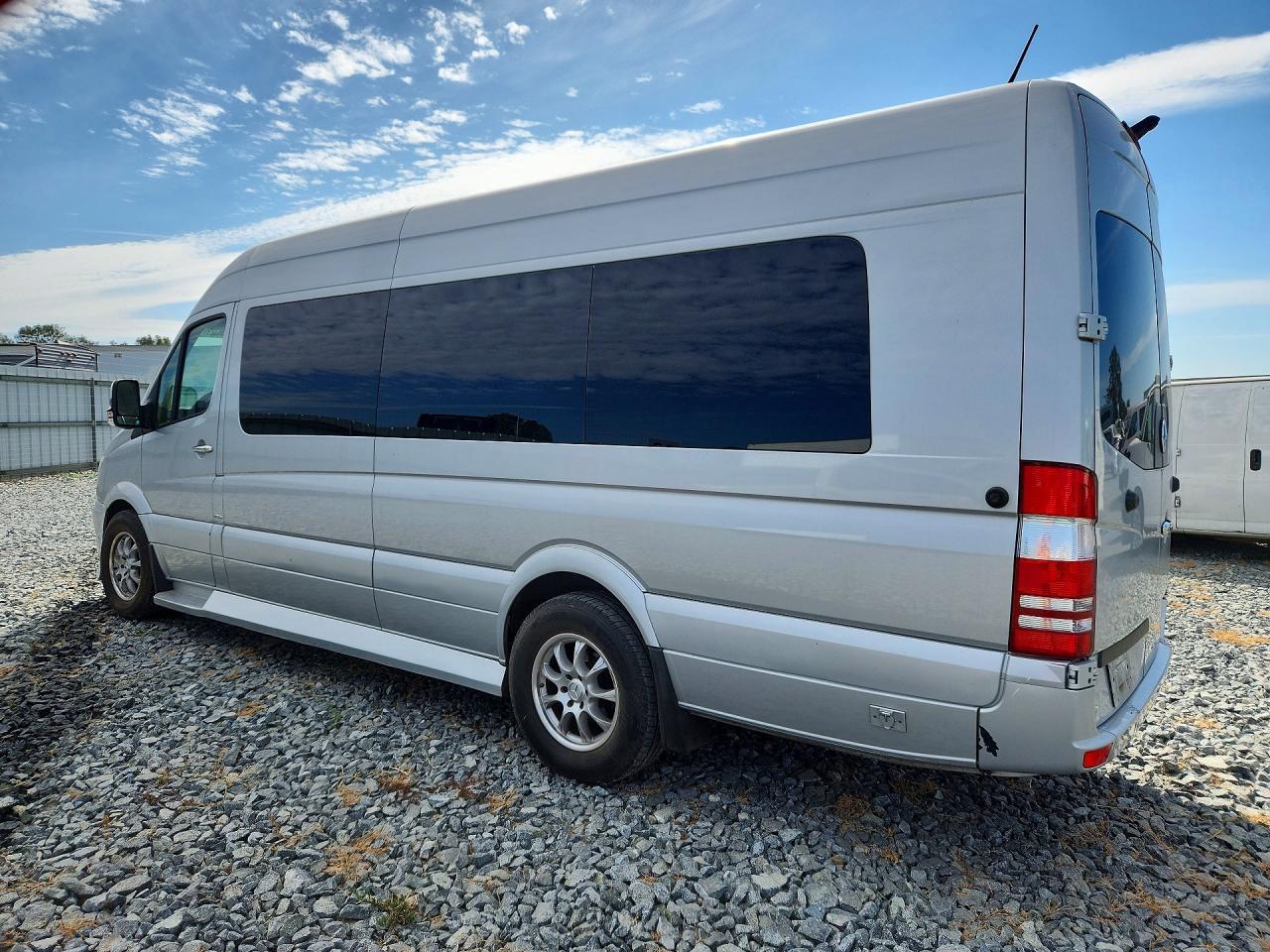2015 Mercedes-Benz Sprinter 2500 - zdjęcie 2