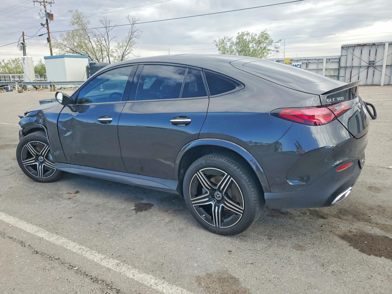 2026 Mercedes-Benz Glc Coupe 300 4Matic - zdjęcie 2