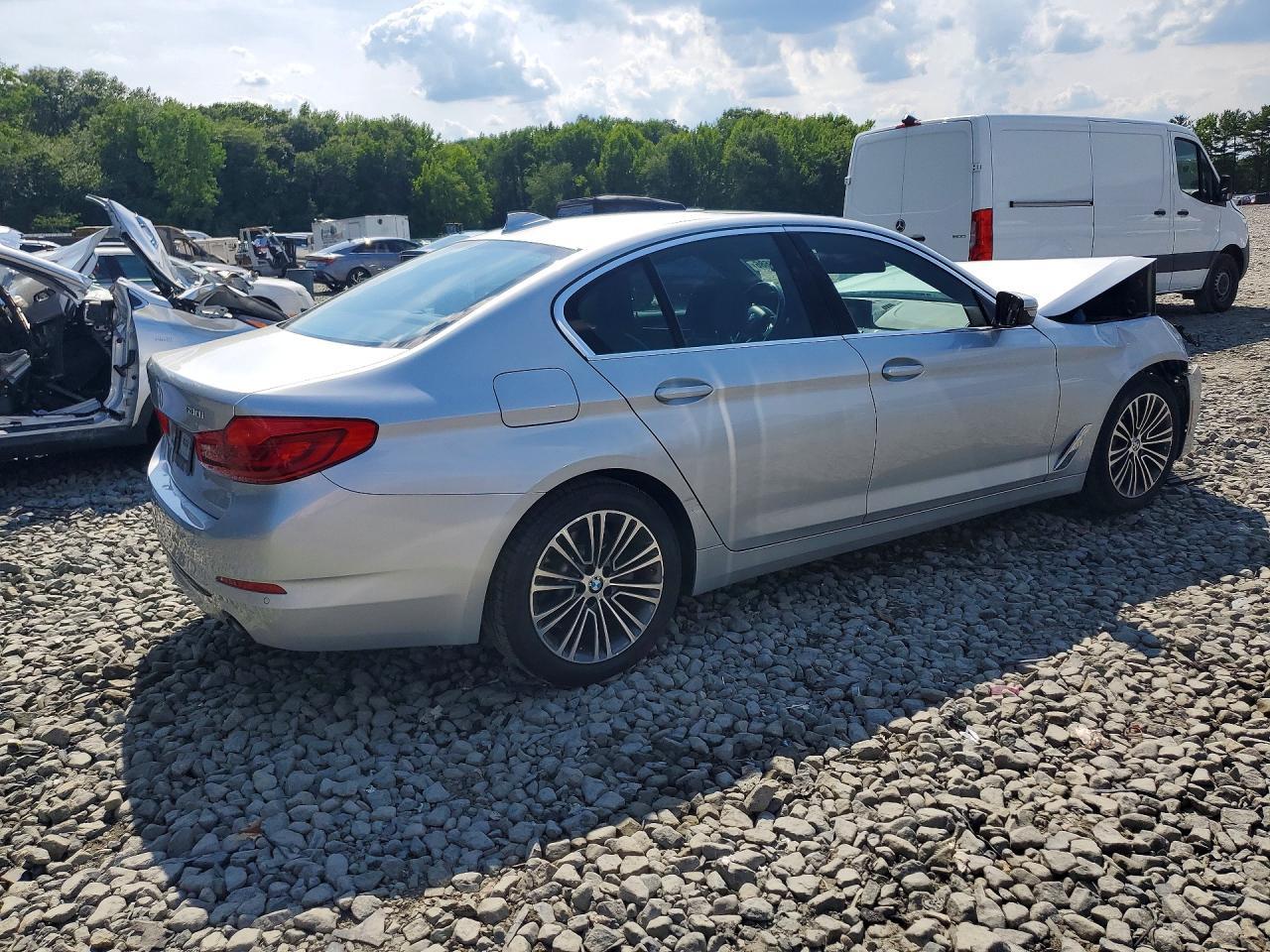 2019 BMW Seria 5 530i - zdjęcie 3