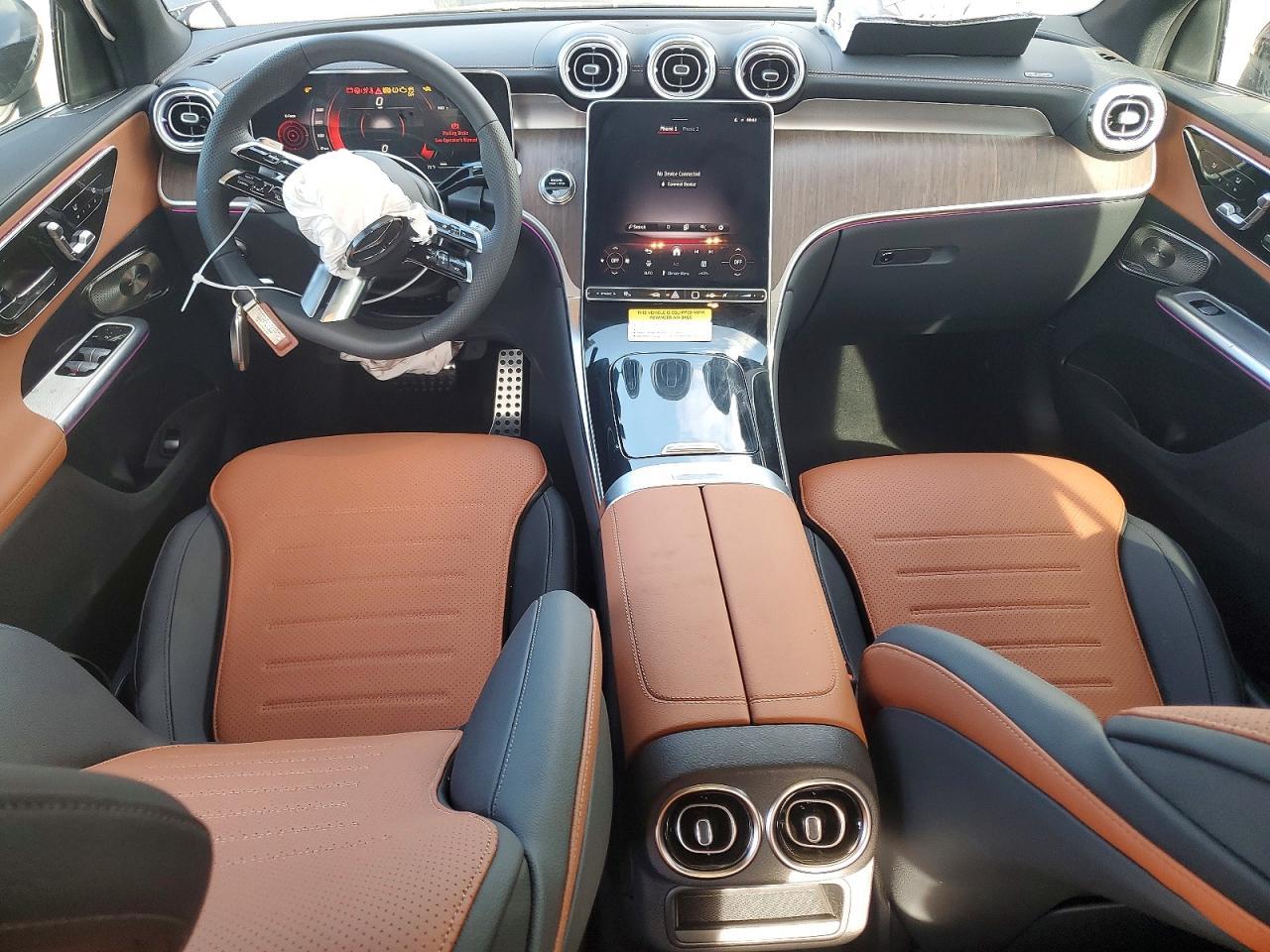 2026 Mercedes-Benz Glc Coupe 300 4Matic - zdjęcie 8