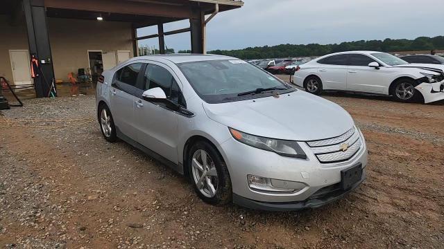 2014 Chevrolet Volt - zdjęcie 13