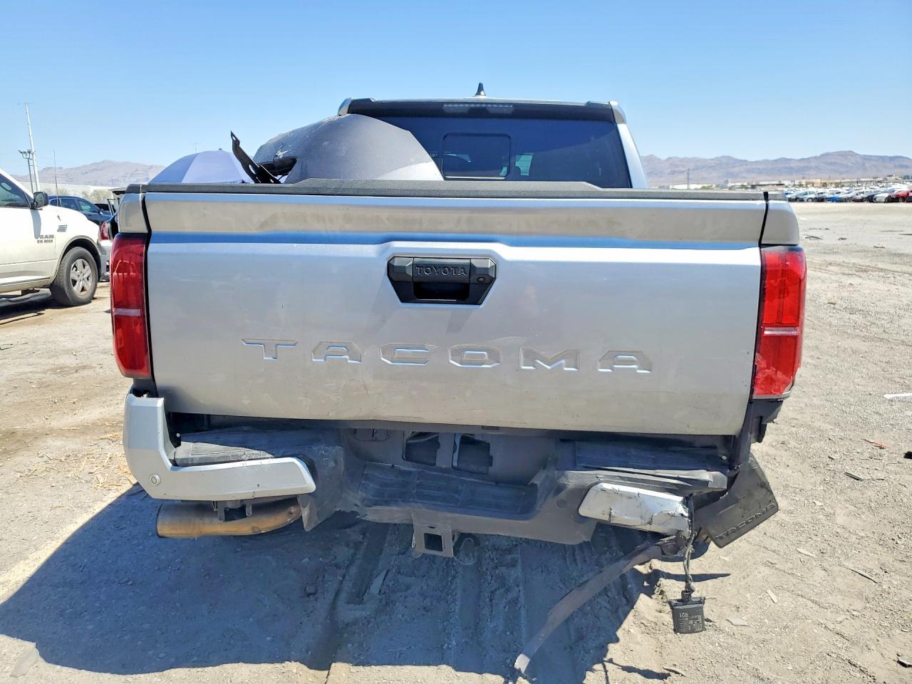 2025 Toyota Tacoma Sr5 - zdjęcie 6