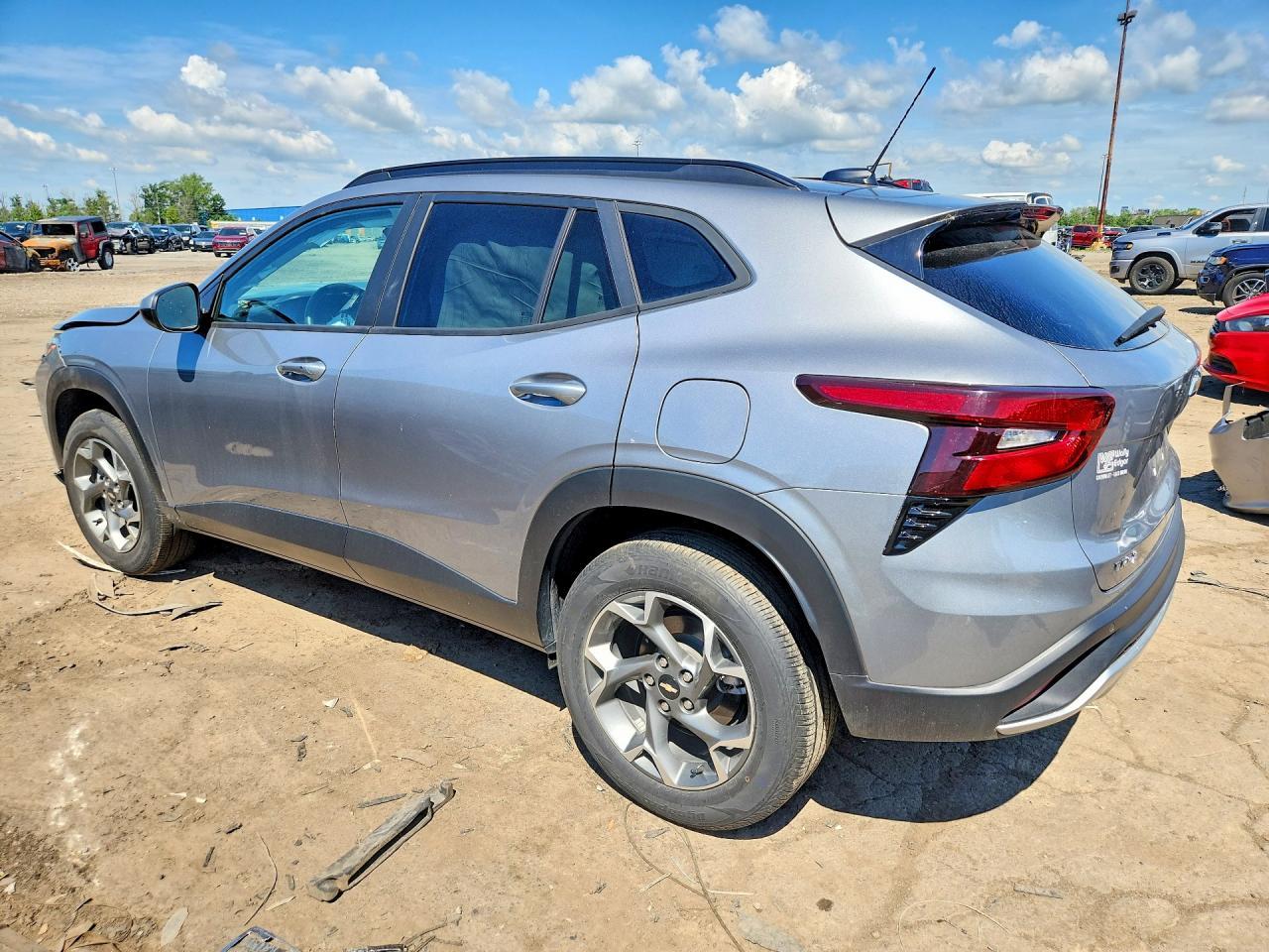 2024 Chevrolet Trax 1Lt - zdjęcie 2