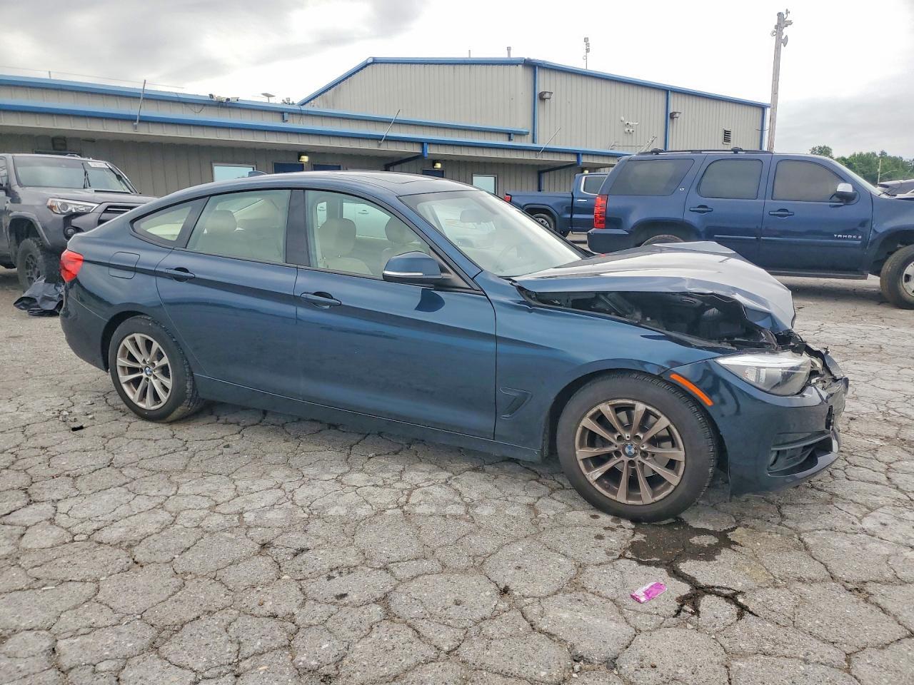 2015 BMW Seria 3 328i - zdjęcie 4