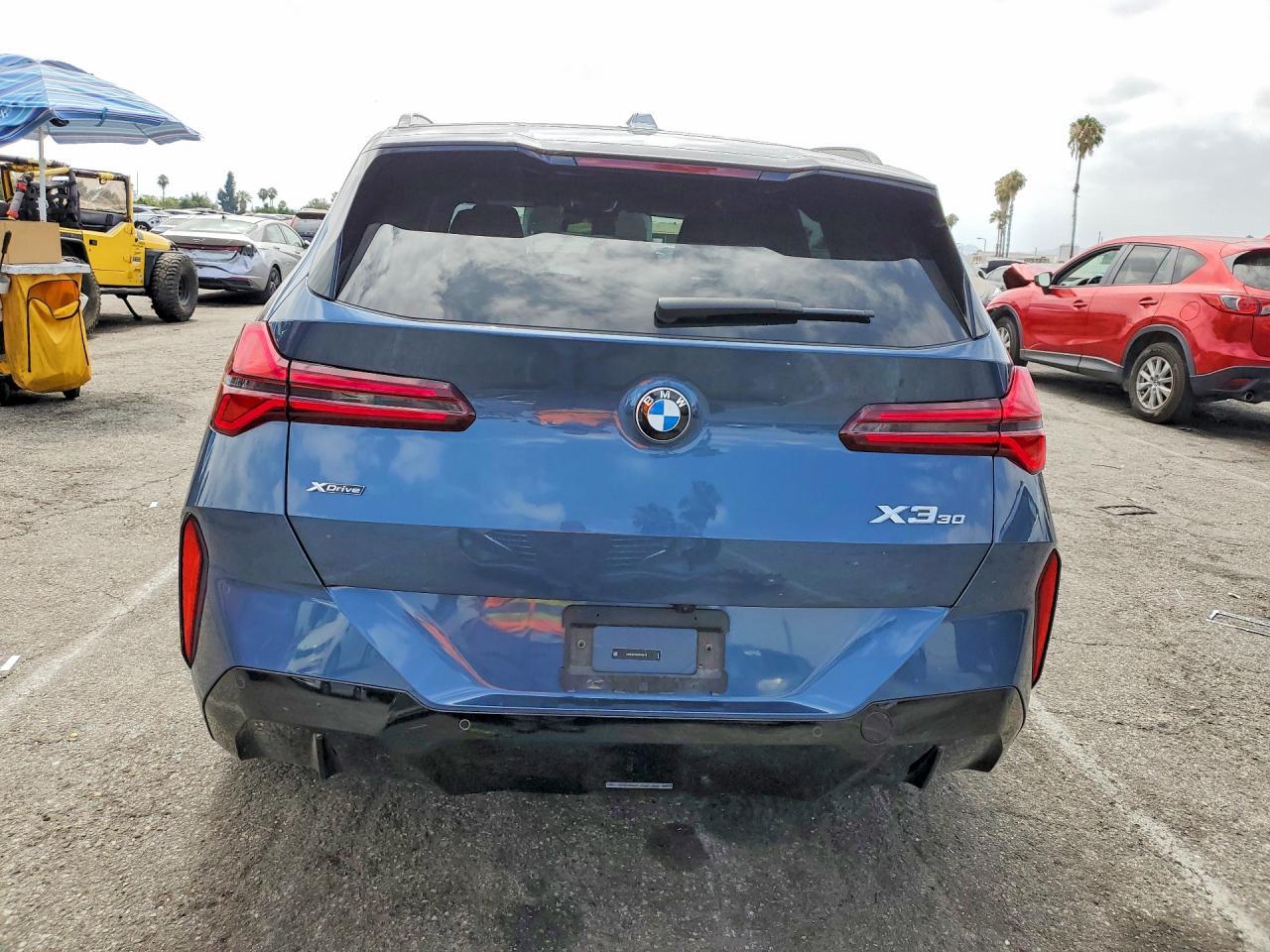 2025 BMW X3 30 xDrive - zdjęcie 6