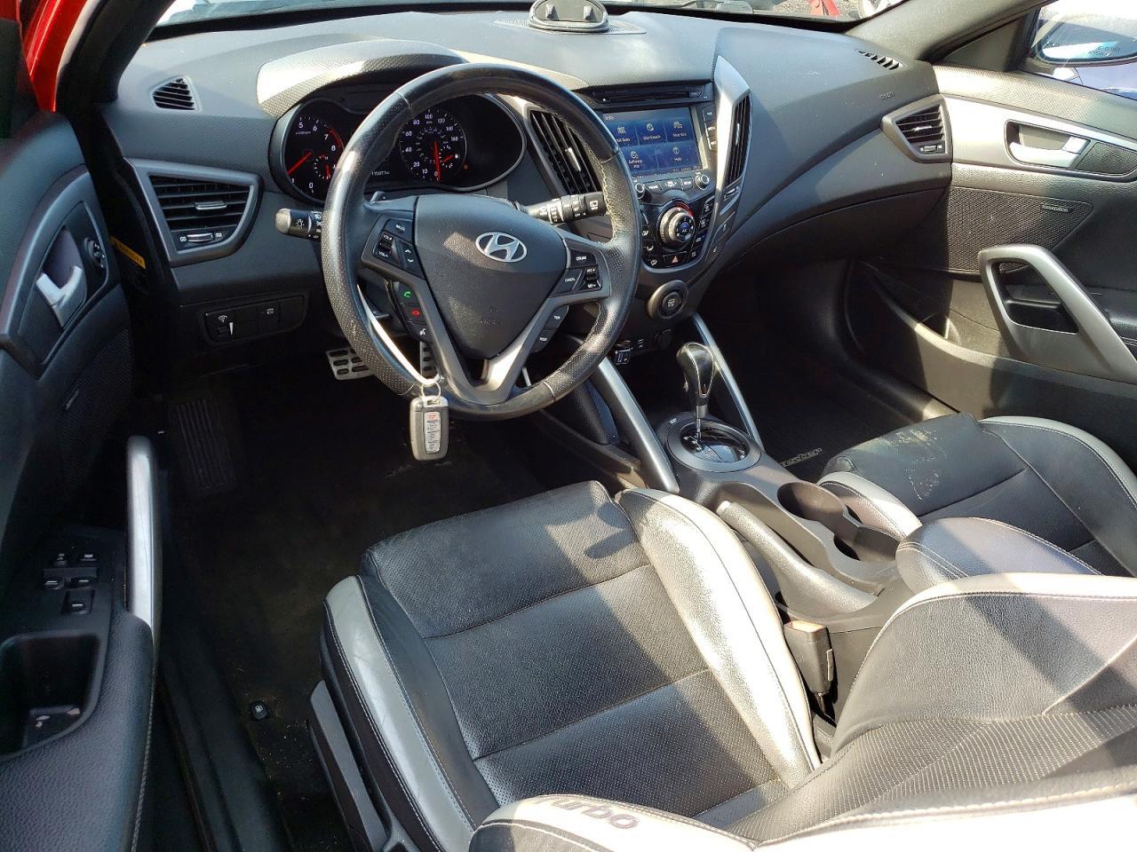 2016 Hyundai Veloster Turbo - zdjęcie 8