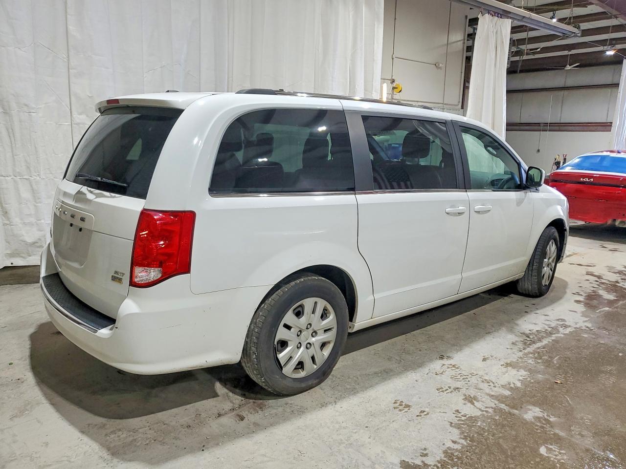 2019 Dodge Grand Caravan Sxt - zdjęcie 3